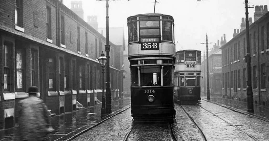 Tram Lines ans Static Electricity